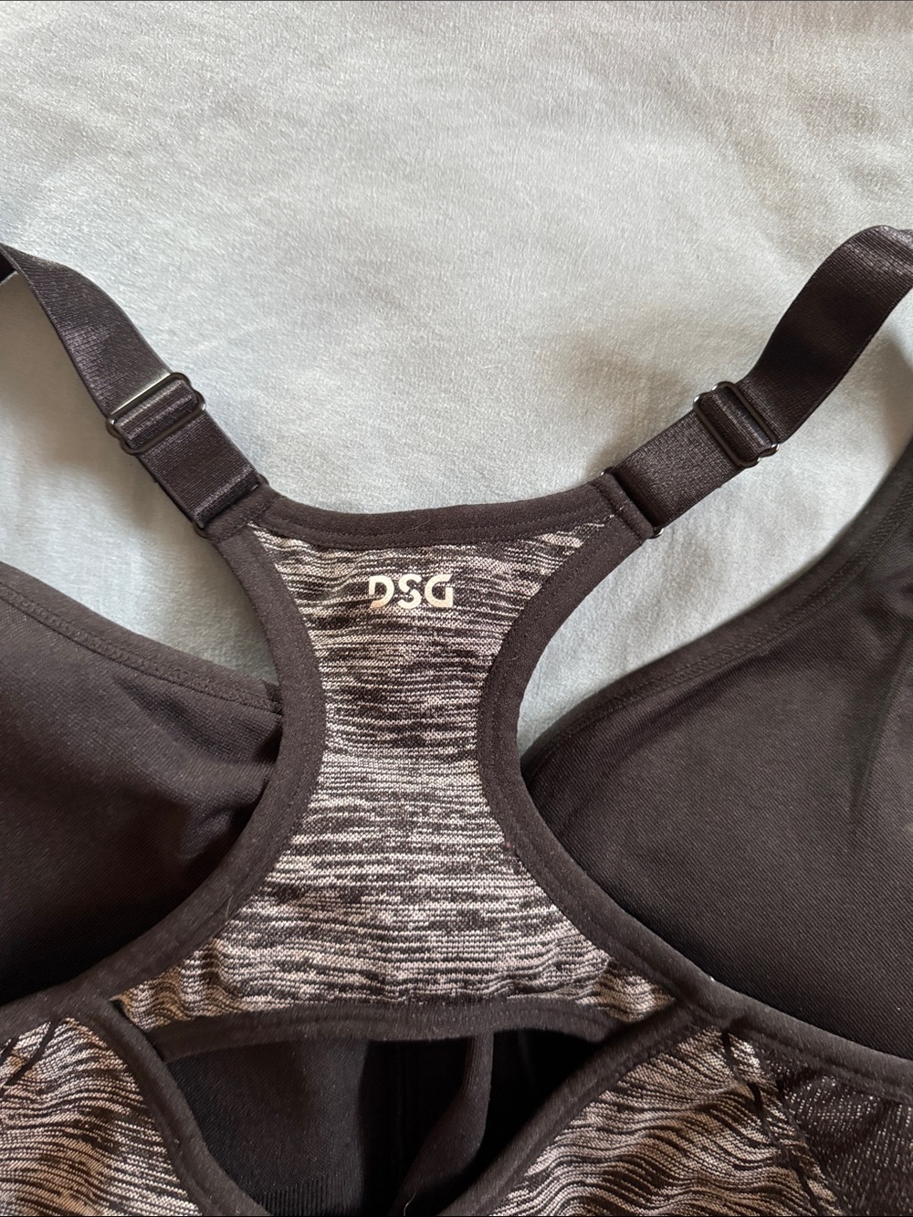 DSG Front-Zip Racerback Sports Bra in Black and Heather Gray - Picture 4 of 4